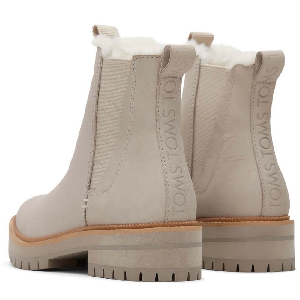 Toms Women's Light Beige Chelsea Shearling-Lined Ankle Boots